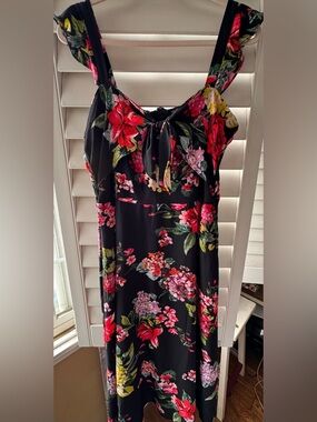 julia jordan Black Floral Tie-Front Camisole